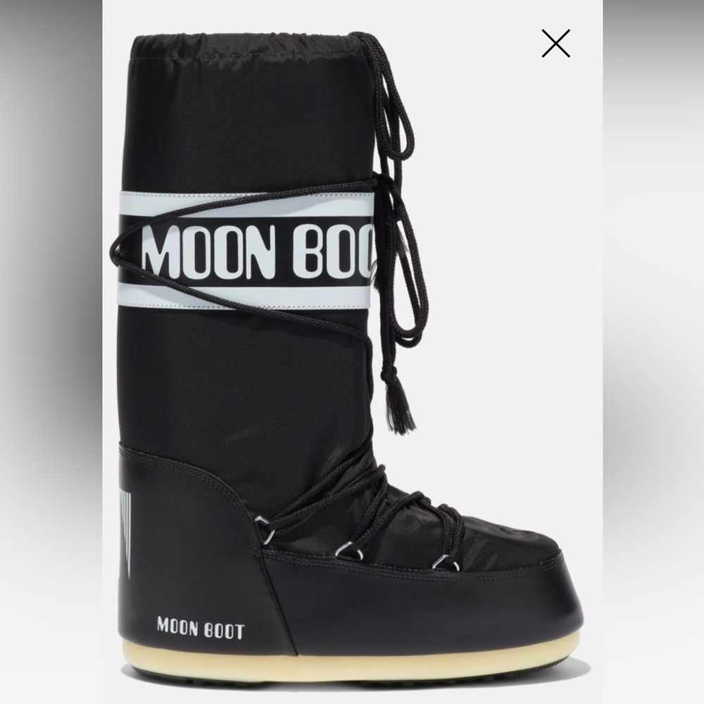 BNWT Moon Boot- Size 39/41
